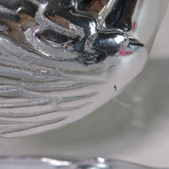 Silver (2) Birds with mirror finish, iridescent glitter in embossed areas - Picture 12 of 12